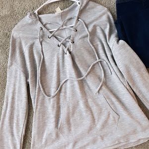 Cute Mossimo lace up gray sweatshirt 🌵 size L